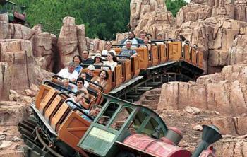 Американские горки Big Thunder Mountain