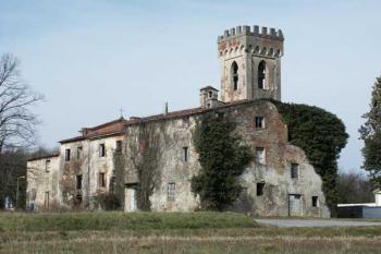 кладбище в Тоскане Badia Pozzeveri кладбище в Тоскане Badia Pozzeveri