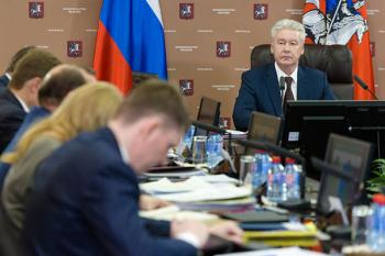 Московские медики получат разовые выплаты из городского бюджета в размере от 200 до 500 тысяч рублей Московские медики получат разовые выплаты из городского бюджета в размере от 200 до 500 тысяч рублей