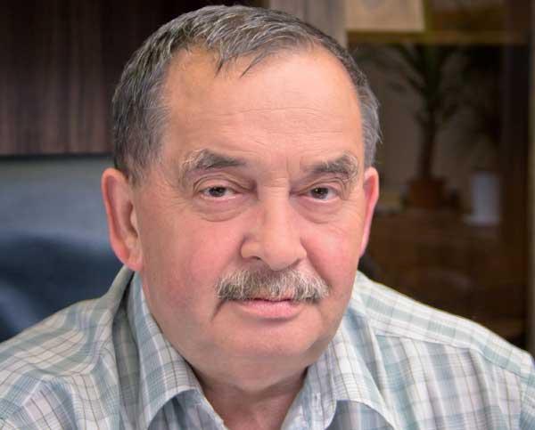 Владимир Иванович Супрун, председатель совета директоров и президент ЗАО «АМС» - ООО «МЗМО», академик Российской Академии медико-технических наук. Владимир Иванович Супрун, председатель совета директоров и президент ЗАО «АМС» - ООО «МЗМО», академик Российской Академии медико-технических наук.